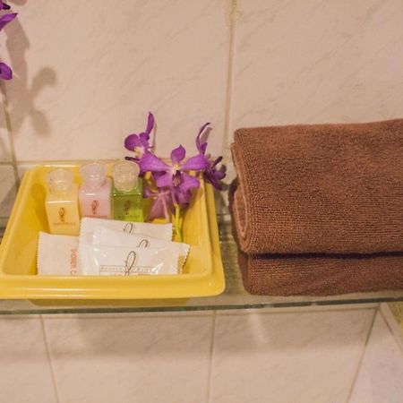 צ'יאנג מאי People Place Classic Hotel Sha Extra Plus מראה חיצוני תמונה