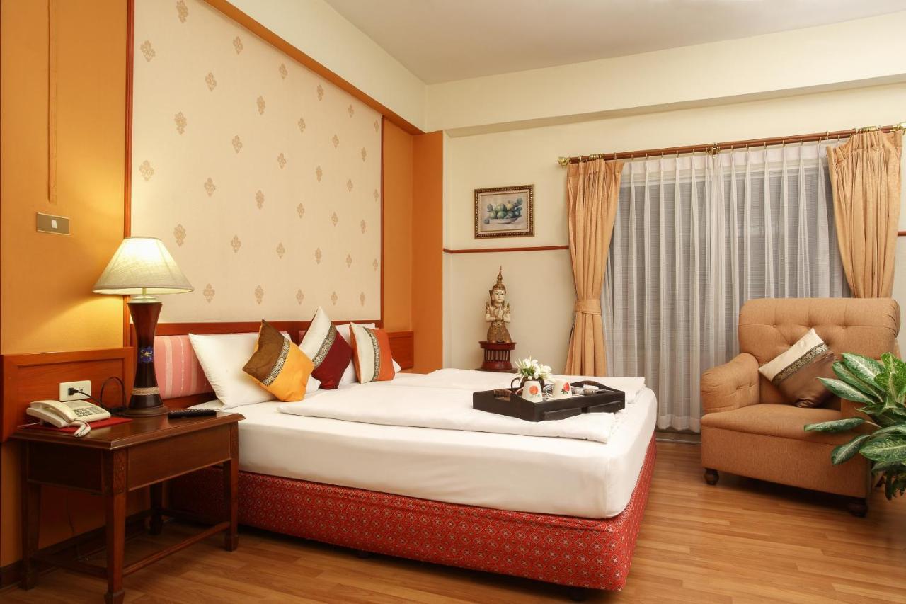 צ'יאנג מאי People Place Classic Hotel Sha Extra Plus מראה חיצוני תמונה